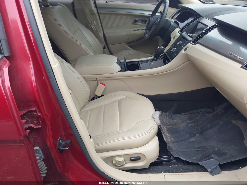 2016 Ford Taurus Sel