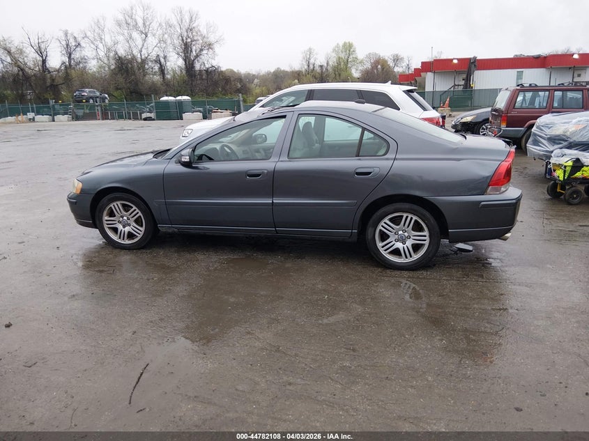 2008 Volvo S60 2.5T VIN: YV1RS592882694319 Lot: 44782108