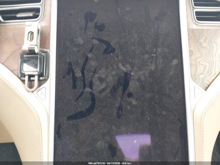 2017 Tesla Model X 100D/75D/90D VIN: 5YJXCBE25HF049459 Lot: 44782130