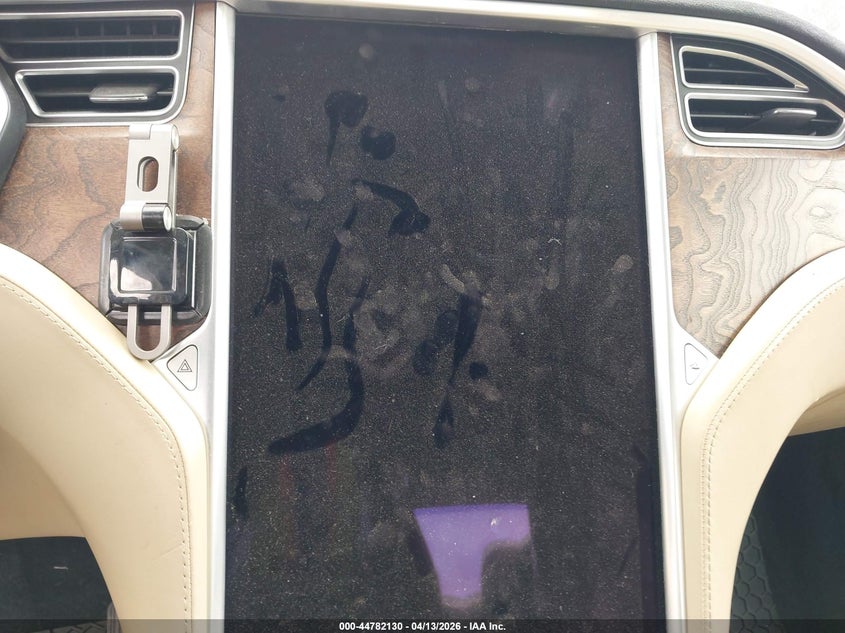 2017 Tesla Model X 100D/75D/90D VIN: 5YJXCBE25HF049459 Lot: 44782130