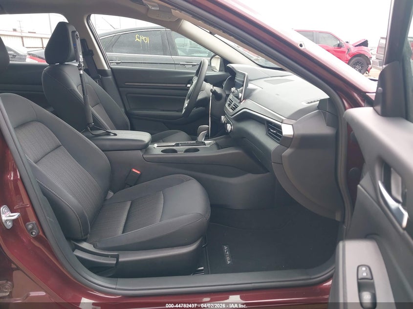 2025 Nissan Altima Sv Fwd