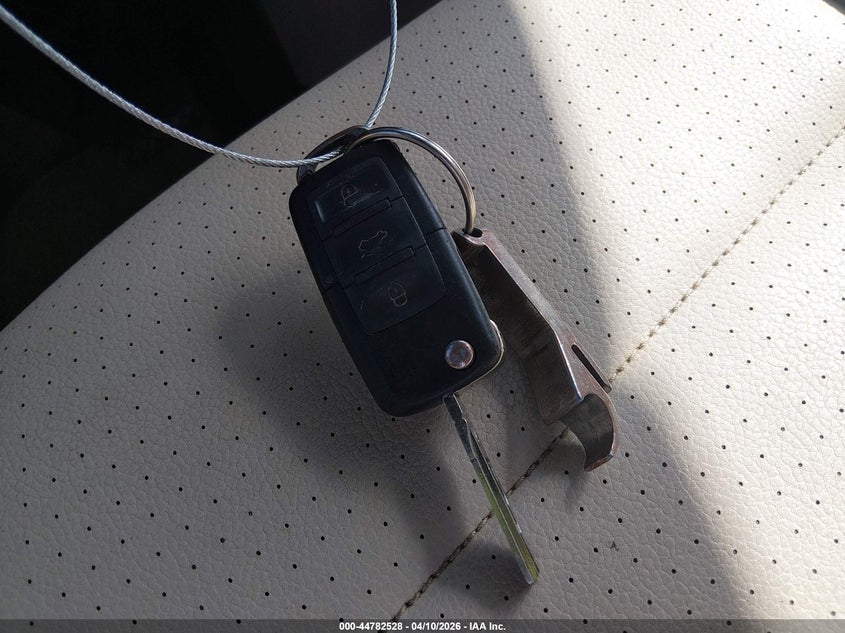 2007 Volkswagen Eos 2.0T VIN: WVWBA71F87V034802 Lot: 44782528