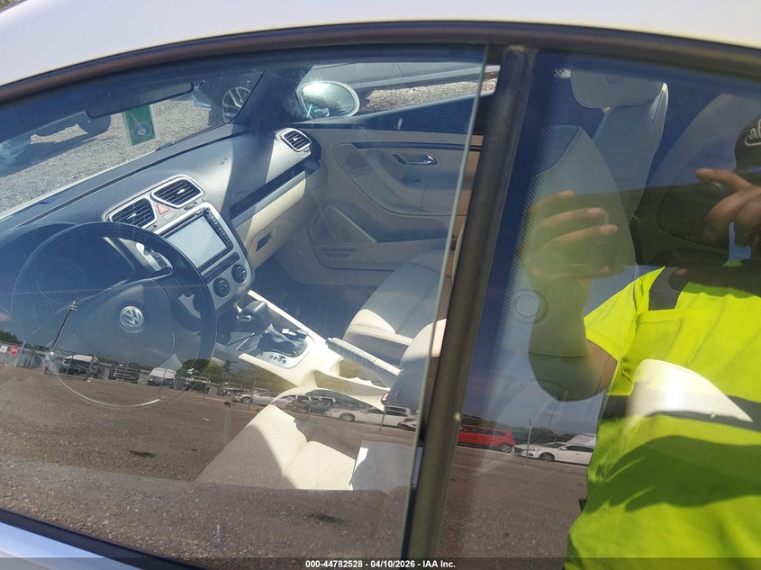 2007 Volkswagen Eos 2.0T VIN: WVWBA71F87V034802 Lot: 44782528