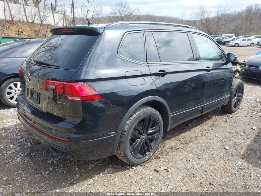2022 Volkswagen Tiguan 2.0T Se R-Line Black