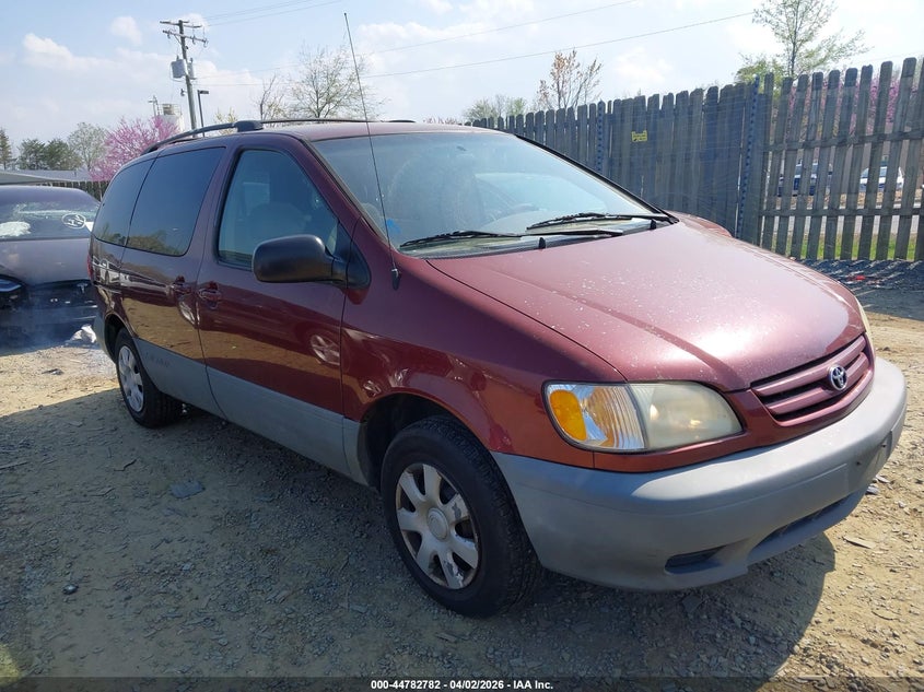 2002 Toyota Sienna Le