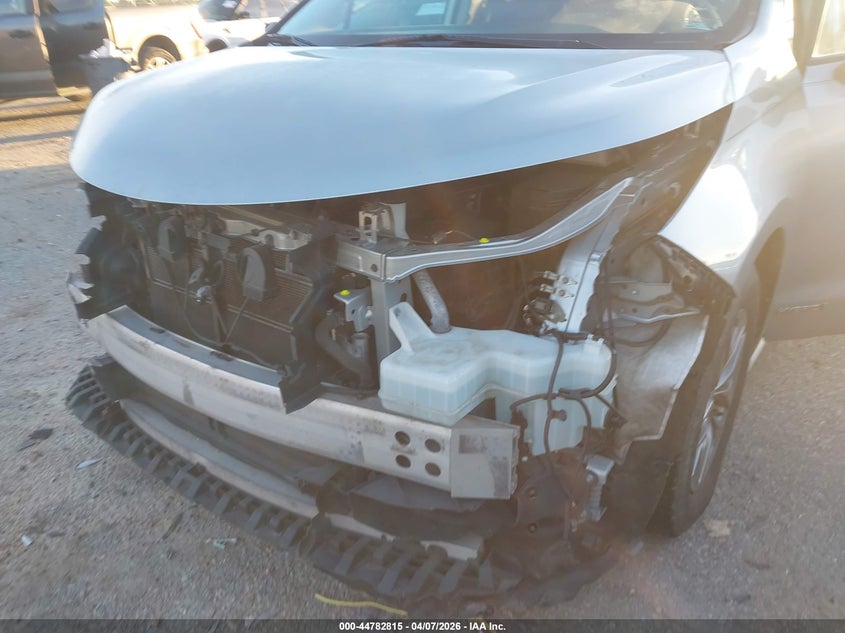 2021 Toyota Sienna Le VIN: 5TDKRKEC8MS008024 Lot: 44782815