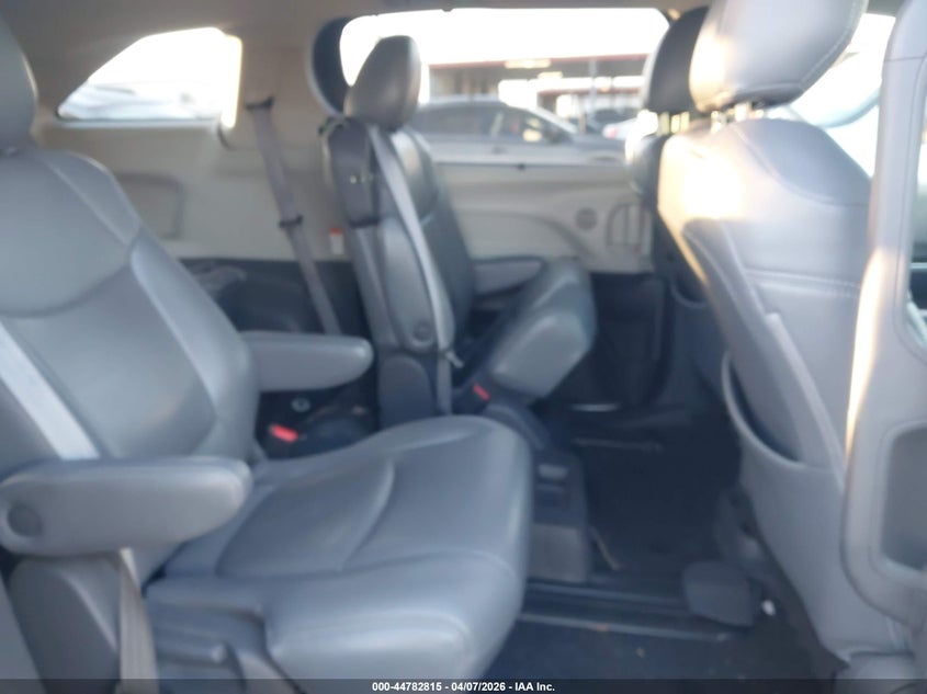 2021 Toyota Sienna Le VIN: 5TDKRKEC8MS008024 Lot: 44782815