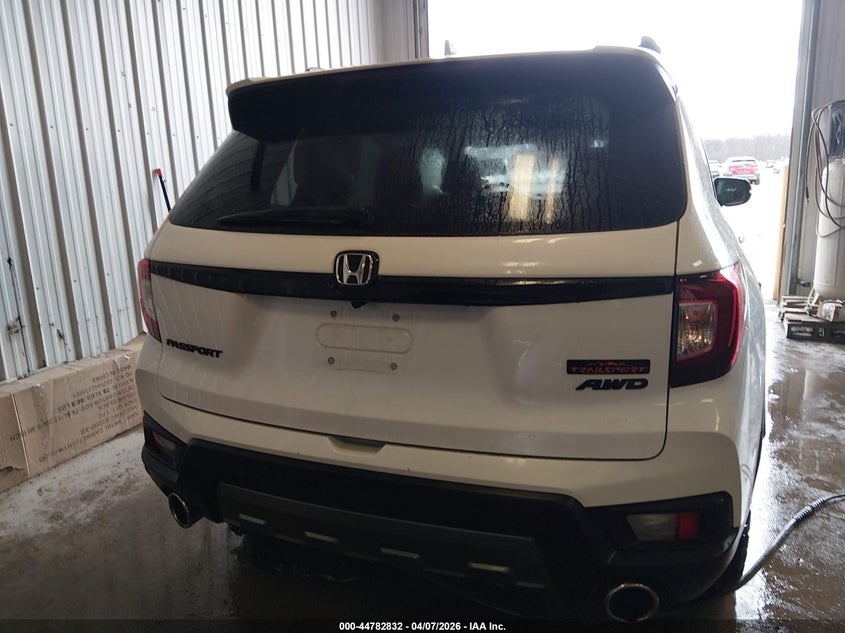 2024 Honda Passport Awd Trailsport VIN: 5FNYF8H63RB002512 Lot: 44782832