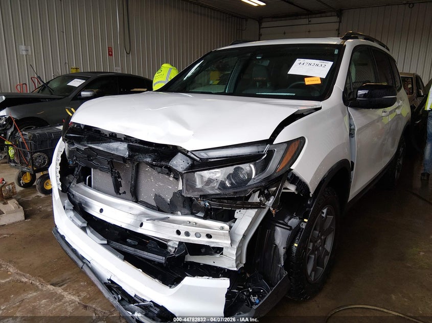 2024 Honda Passport Awd Trailsport VIN: 5FNYF8H63RB002512 Lot: 44782832