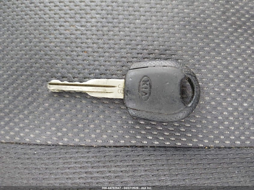 2006 Kia Rio Lx VIN: KNADE123366074600 Lot: 44782847