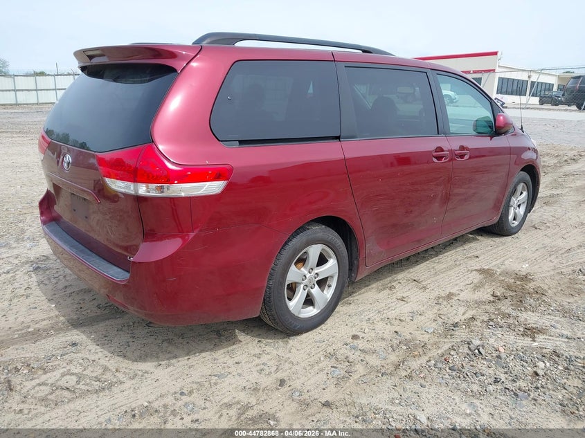 2011 Toyota Sienna Le V6