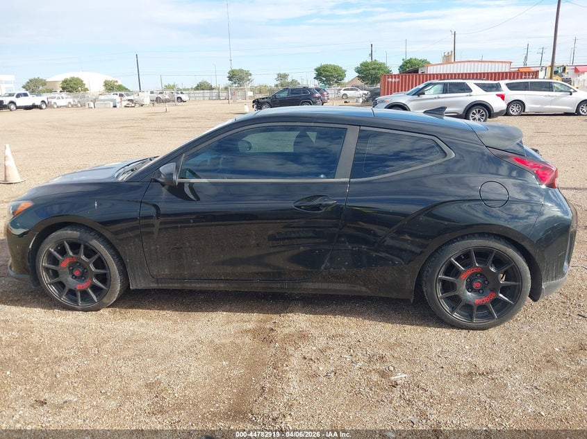 2020 Hyundai Veloster 2.0 Premium VIN: KMHTG6AF4LU021196 Lot: 44782919