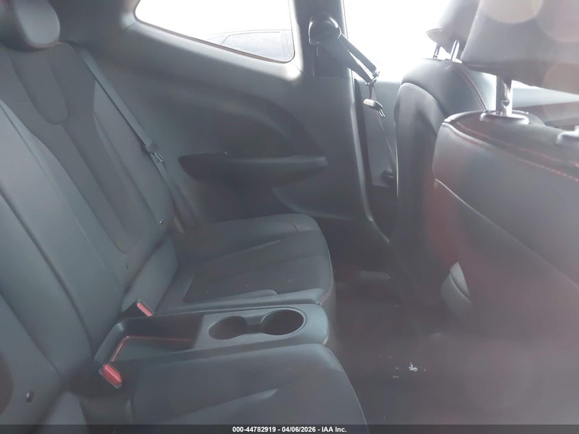 2020 Hyundai Veloster 2.0 Premium VIN: KMHTG6AF4LU021196 Lot: 44782919