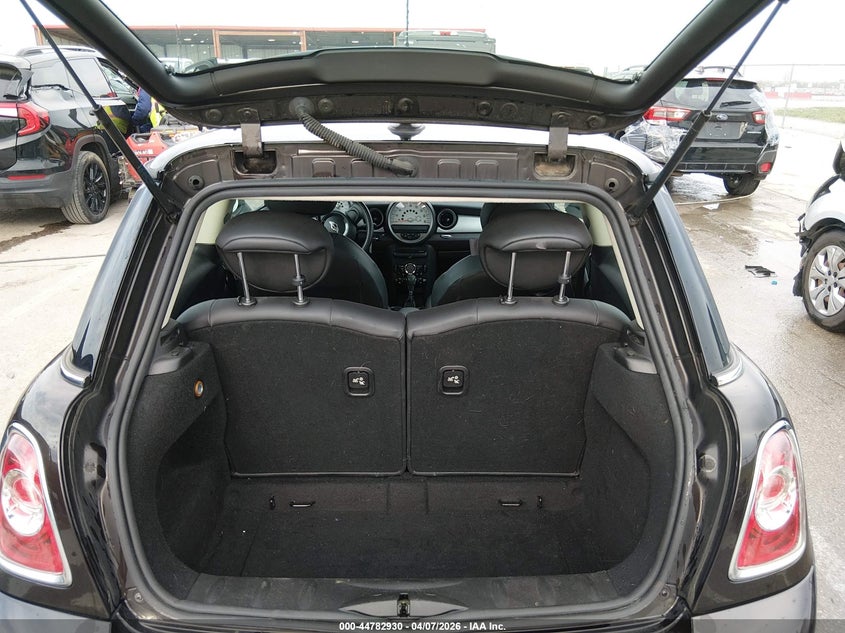 2013 Mini Hardtop Cooper VIN: WMWSU3C51DT677551 Lot: 44782930