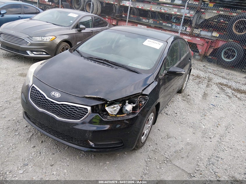 Vin: knafx4a6xf5386760, lot: 45280237, kia forte lx 20152