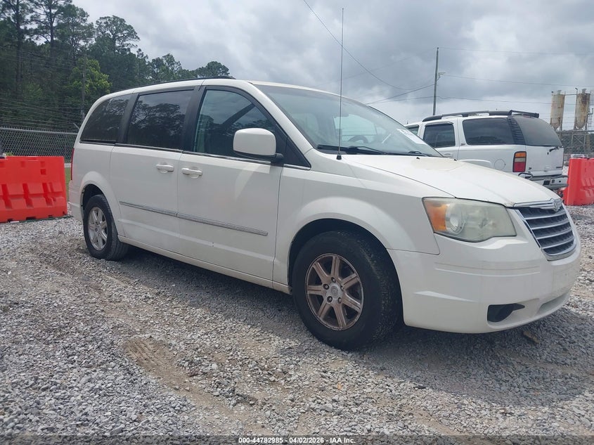 2009 Chrysler Town & Country Touring