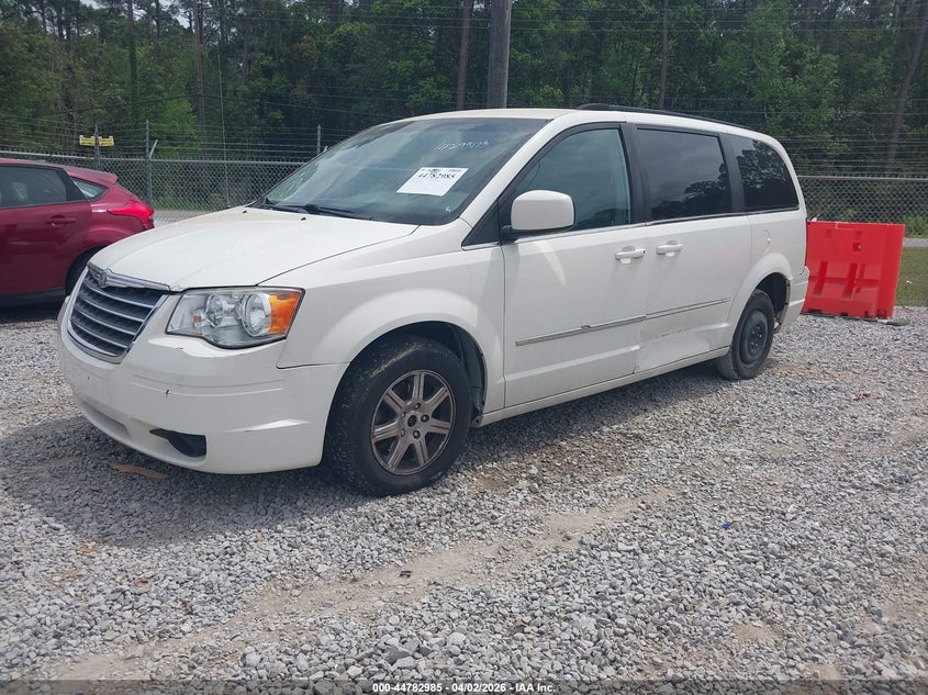 2009 Chrysler Town & Country Touring