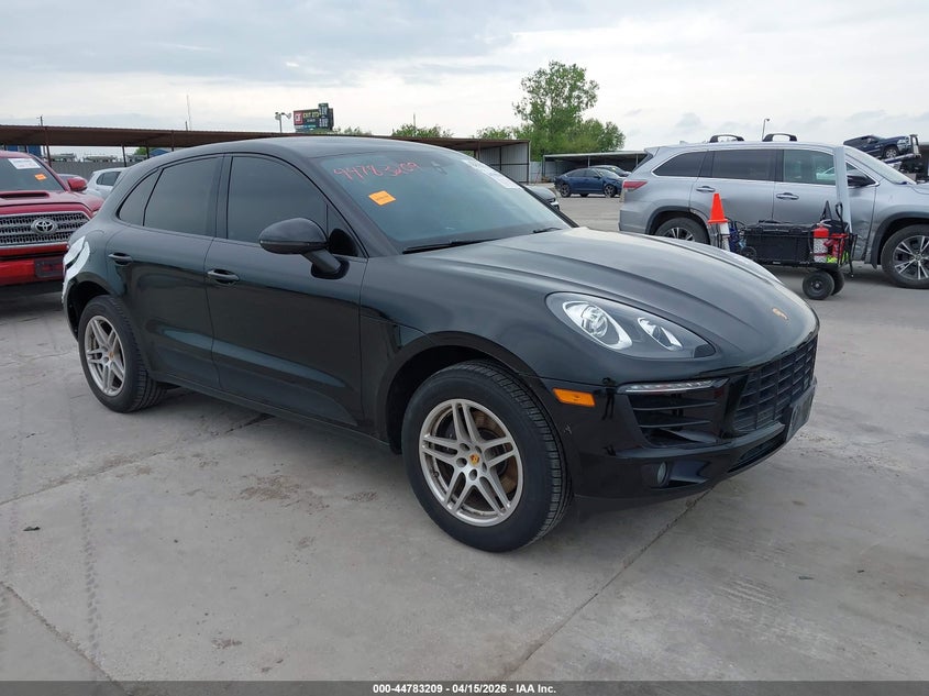 2018 PORSCHE MACAN SPORT EDITION