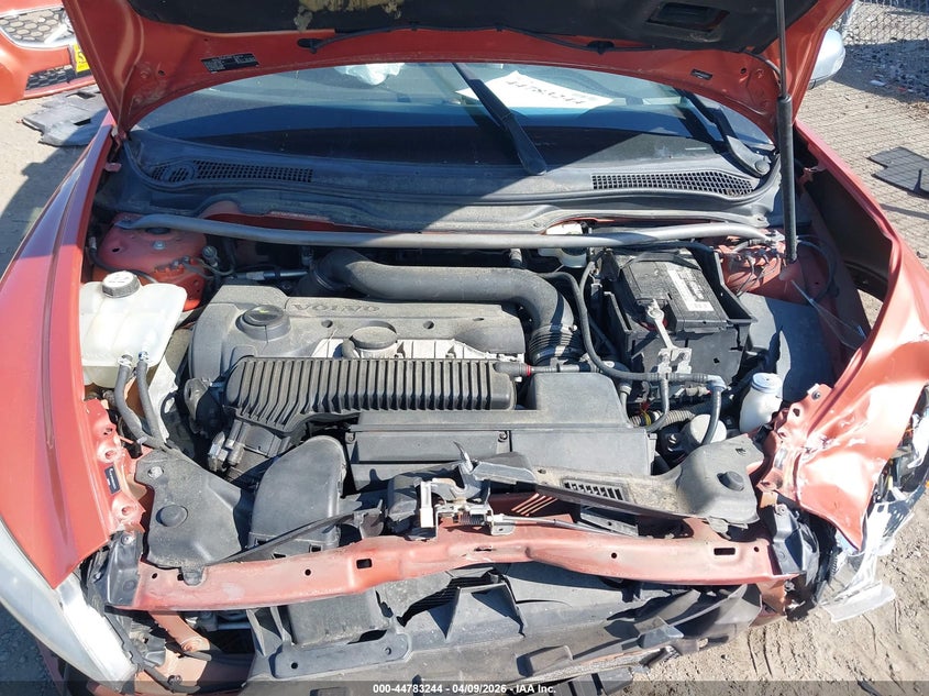 2011 Volvo C30 T5/T5 R-Design VIN: YV1672MK9B2200373 Lot: 44783244