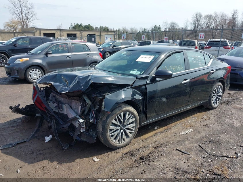 2025 Nissan Altima Sv Fwd