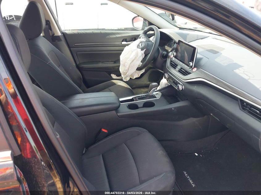 2025 Nissan Altima Sv Fwd