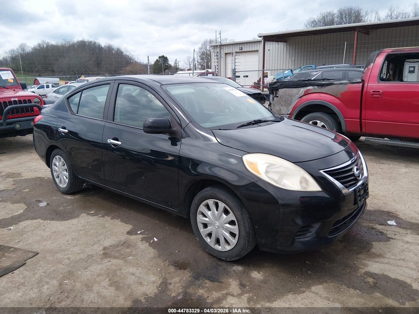 2013 NISSAN VERSA 1.6 SV
