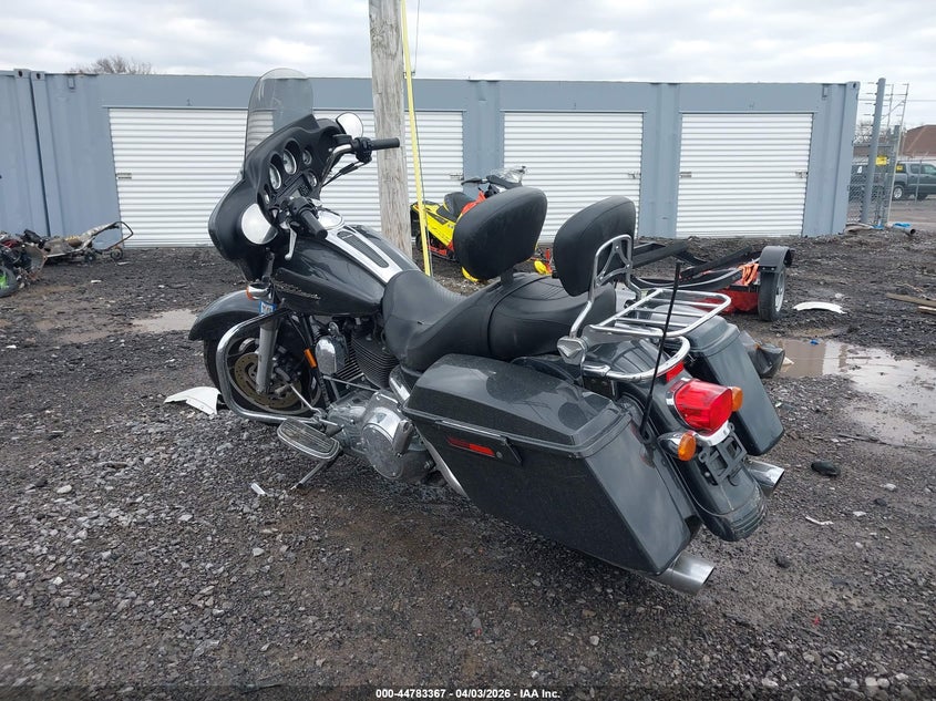 2007 Harley-Davidson Flhx VIN: 1HD1KB4117Y717157 Lot: 44783367