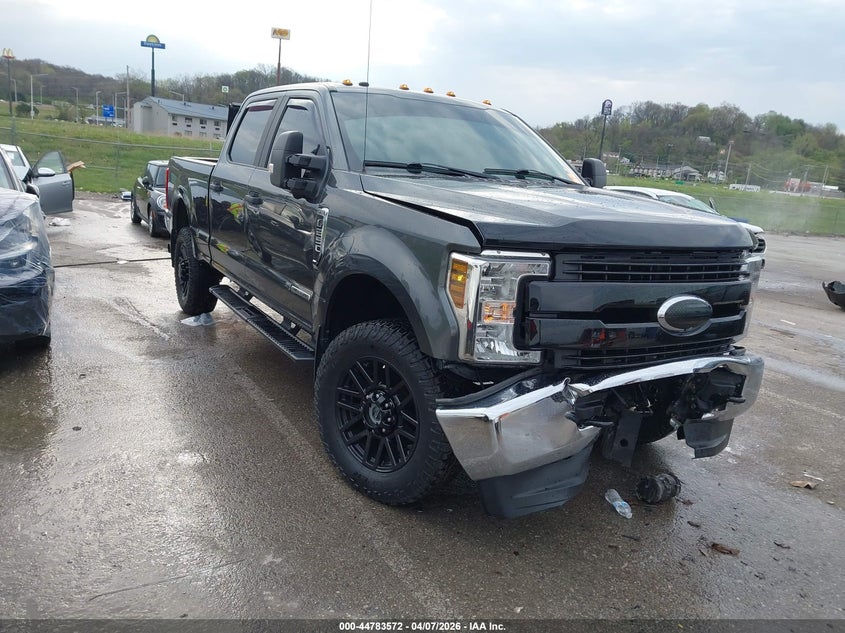 2019 FORD F-250 XL