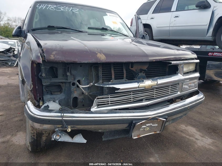 1996 Chevrolet Tahoe K1500 VIN: 1GNEK13RXTJ425800 Lot: 44783642