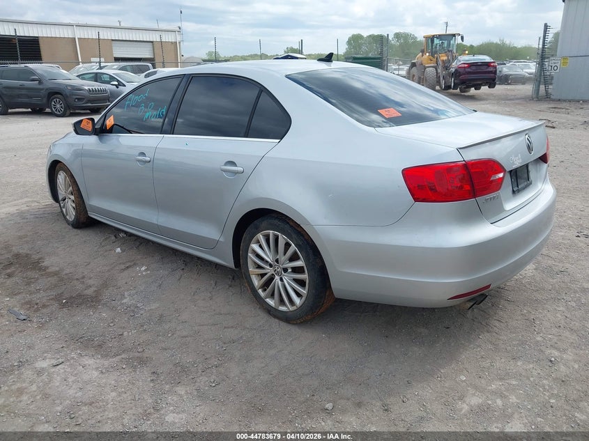 AtlanticExpress - Volkswagen Jetta