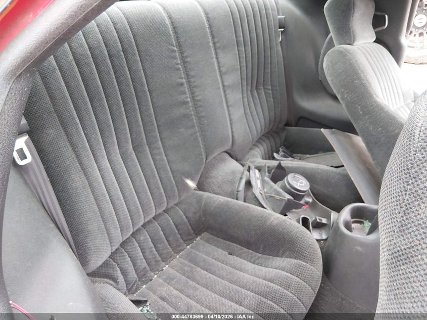 2002 PONTIAC FIREBIRD auction photo 8