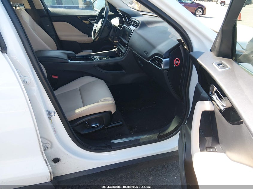 2019 Jaguar F-Pace 25T Premium