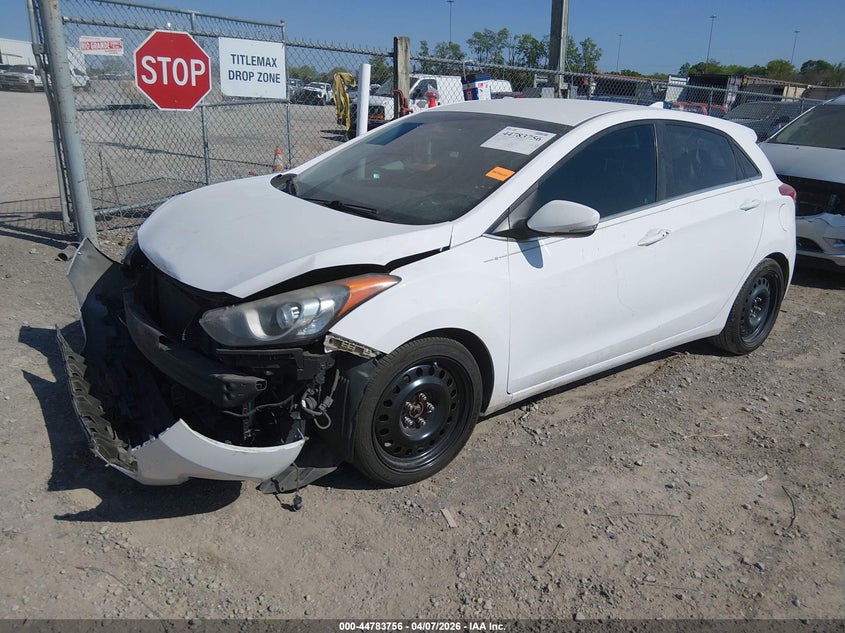 2014 Hyundai Elantra Gt Base W/Blue
