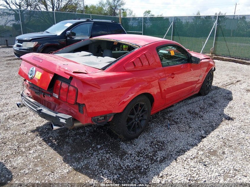 2006 FORD MUSTANG auction photo 4
