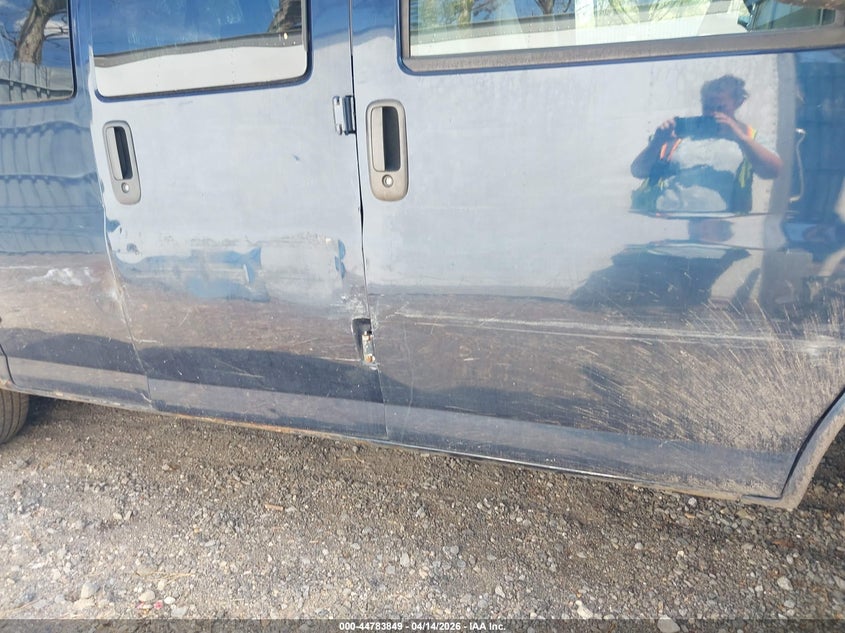 2008 Chevrolet Express Ls VIN: 1GNFG154281210653 Lot: 44783849