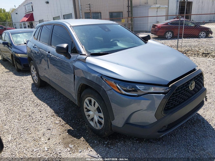 7MUAAAAG9NV001922 2022 Toyota Corolla Cross L auction photo 1