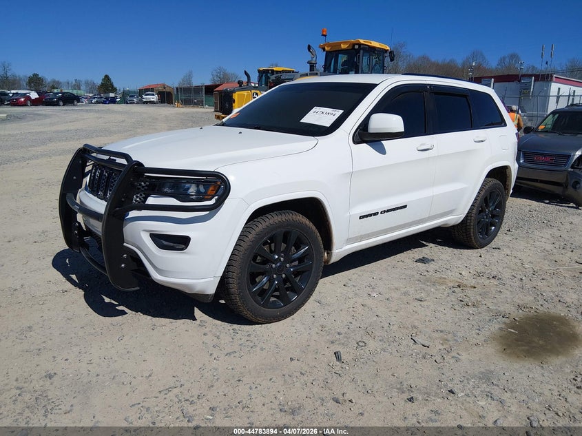 2017 Jeep Grand Cherokee Altitude 4x4 1C4RJFAG0HC792146 photo 1