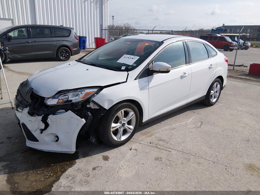2014 Ford Focus Se 1FADP3F2XEL452234 photo 1