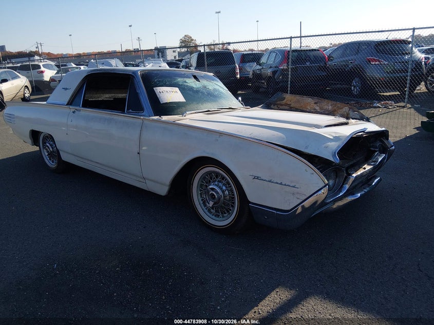 1961 Ford Thunderbird