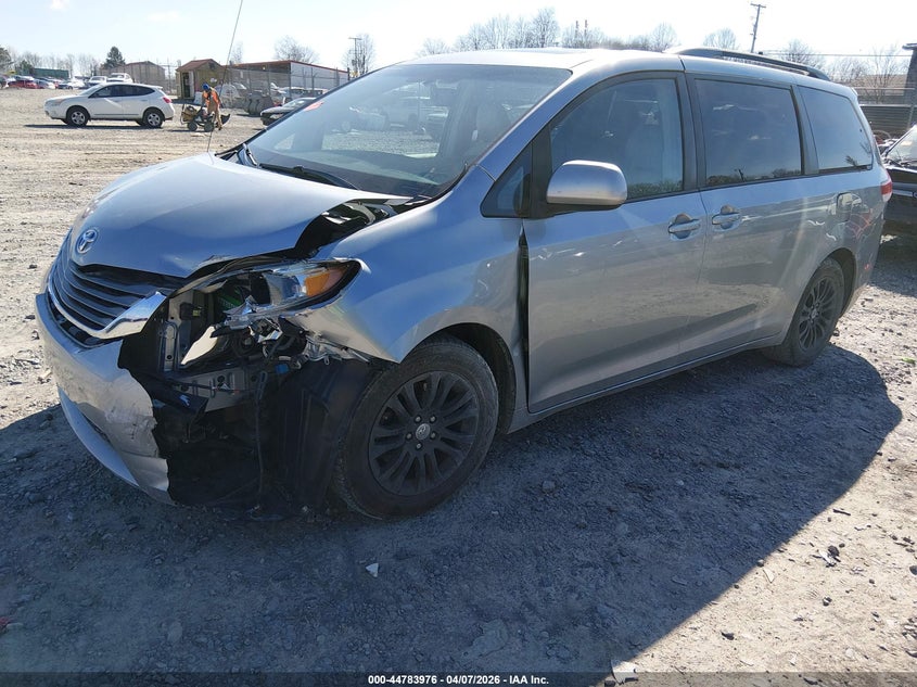 2011 Toyota Sienna Xle V6