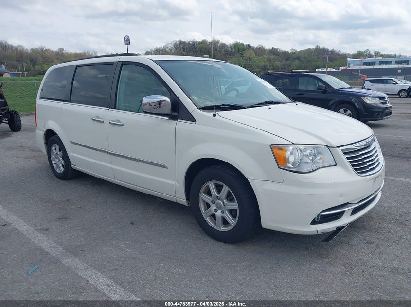 2012 Chrysler Town & Country Touring-L