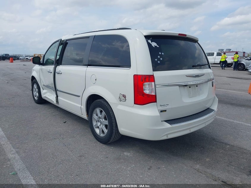 2012 Chrysler Town & Country Touring-L