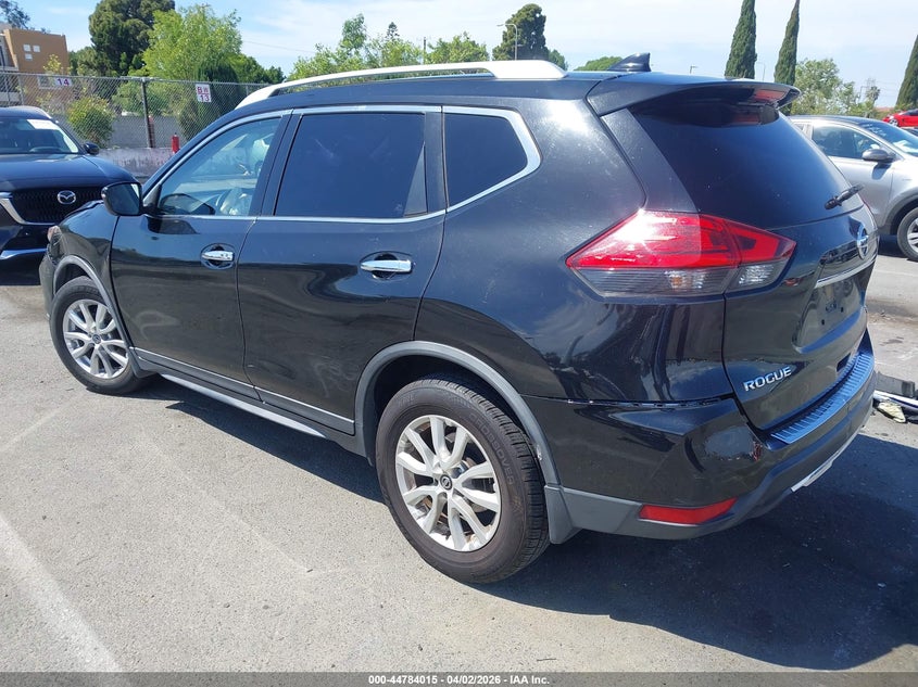 2017 Nissan Rogue Sv