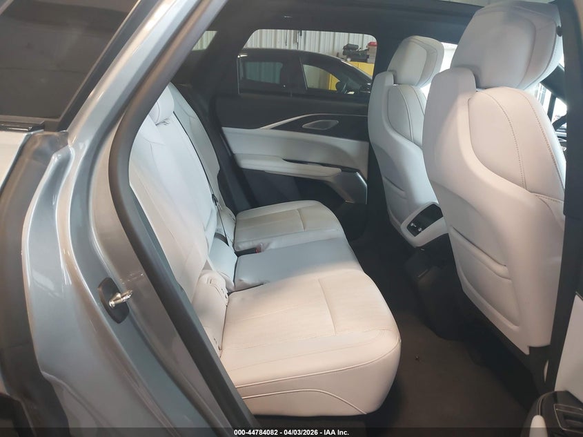 2024 Cadillac Lyriq Luxury W/1Sd VIN: 1GYKPRRL7RZ105918 Lot: 44784082