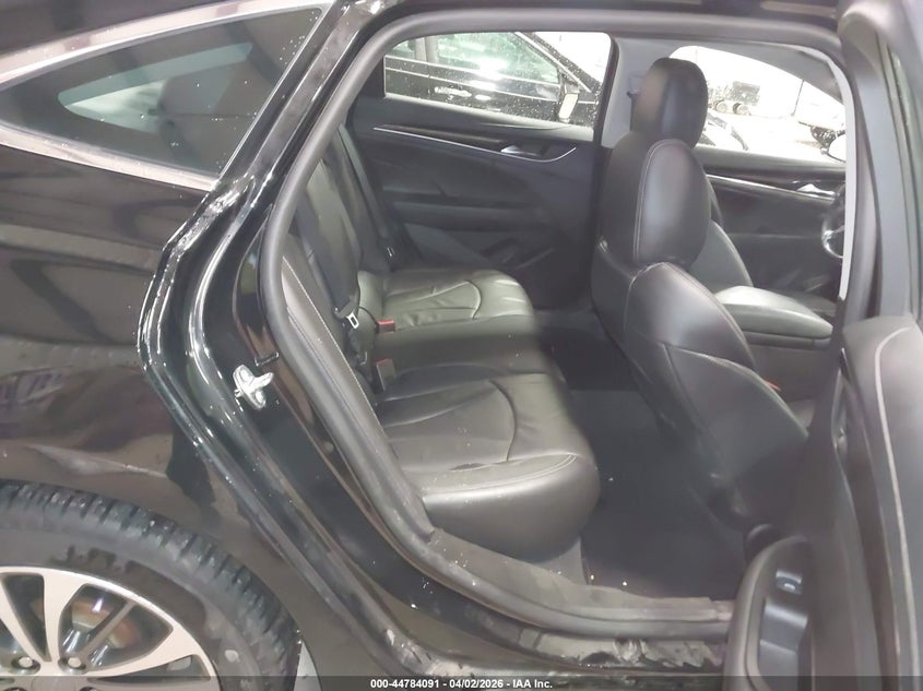 2017 Buick Lacrosse Essence VIN: 1G4ZP5SS5HU126577 Lot: 44784091