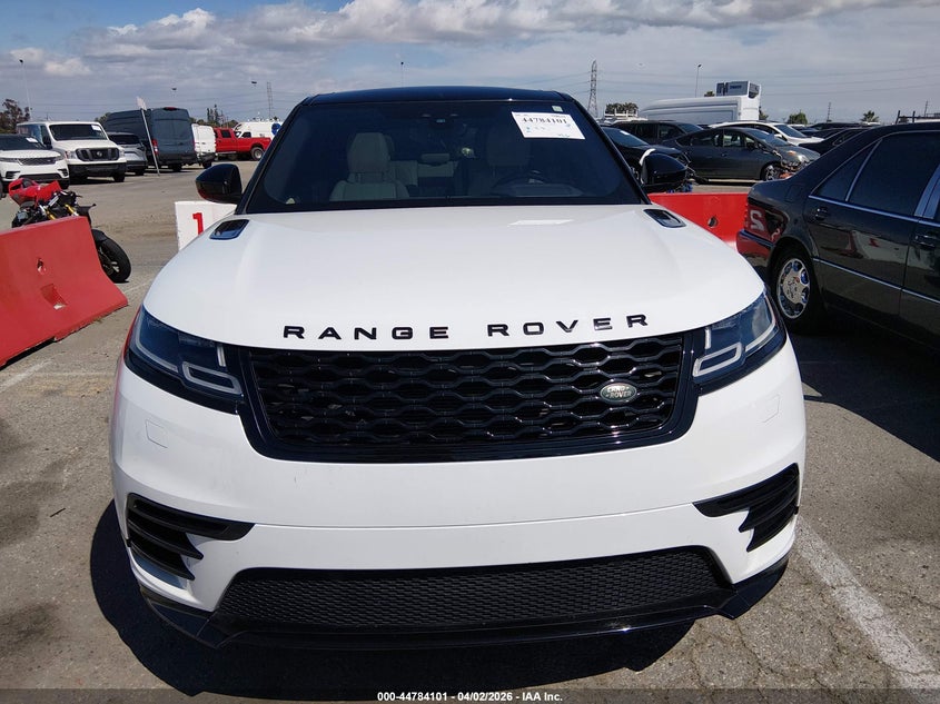 2018 Land Rover Range Rover Velar D180 Se R-Dynamic VIN: SALYL2RN8JA756510 Lot: 44784101