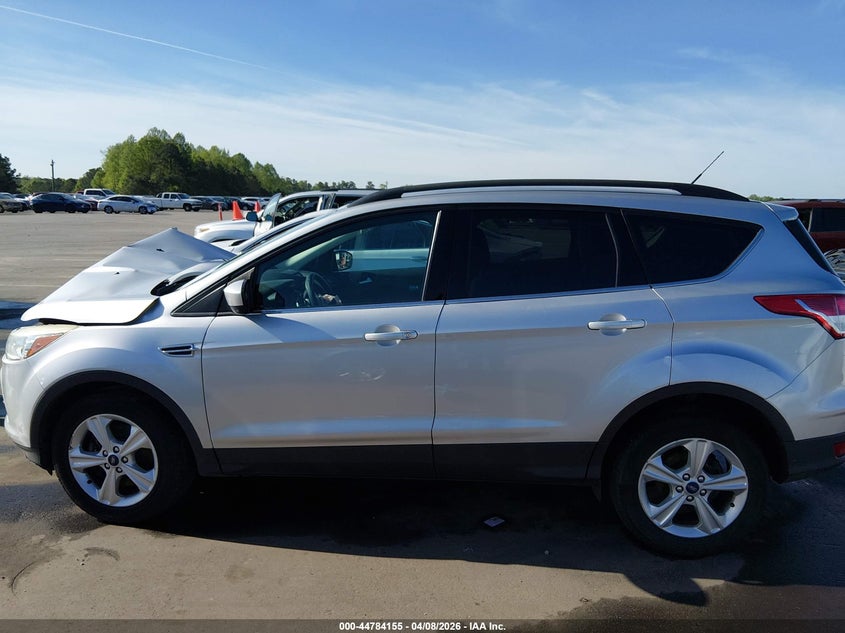 2014 Ford Escape 1.6 Se silver Lot 111044784155 Vin 1FMCU9GXXEUB37659