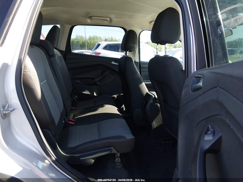 2014 Ford Escape 1.6 Se silver Lot 111044784155 Vin 1FMCU9GXXEUB37659
