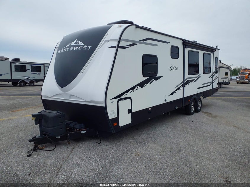 2021 East To West 2850Krl