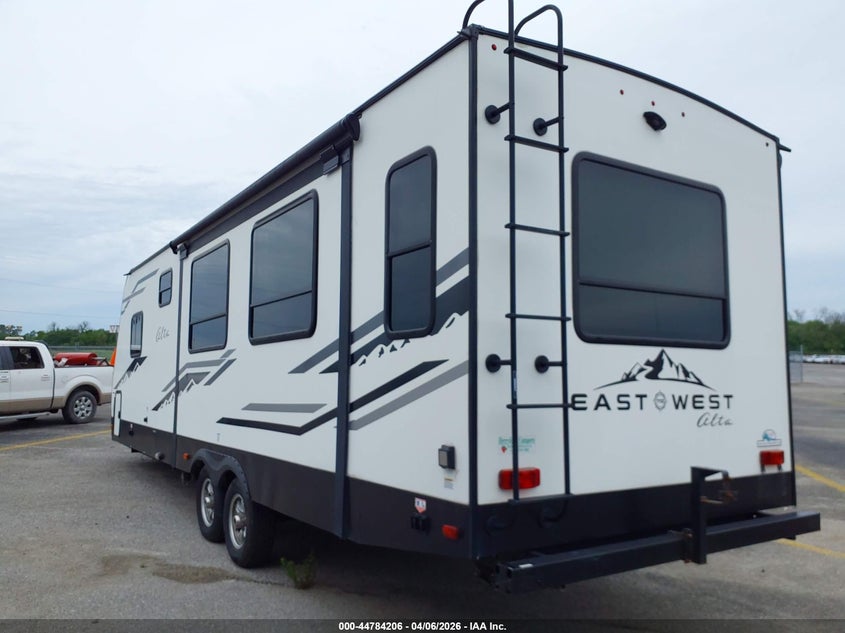 2021 East To West 2850Krl